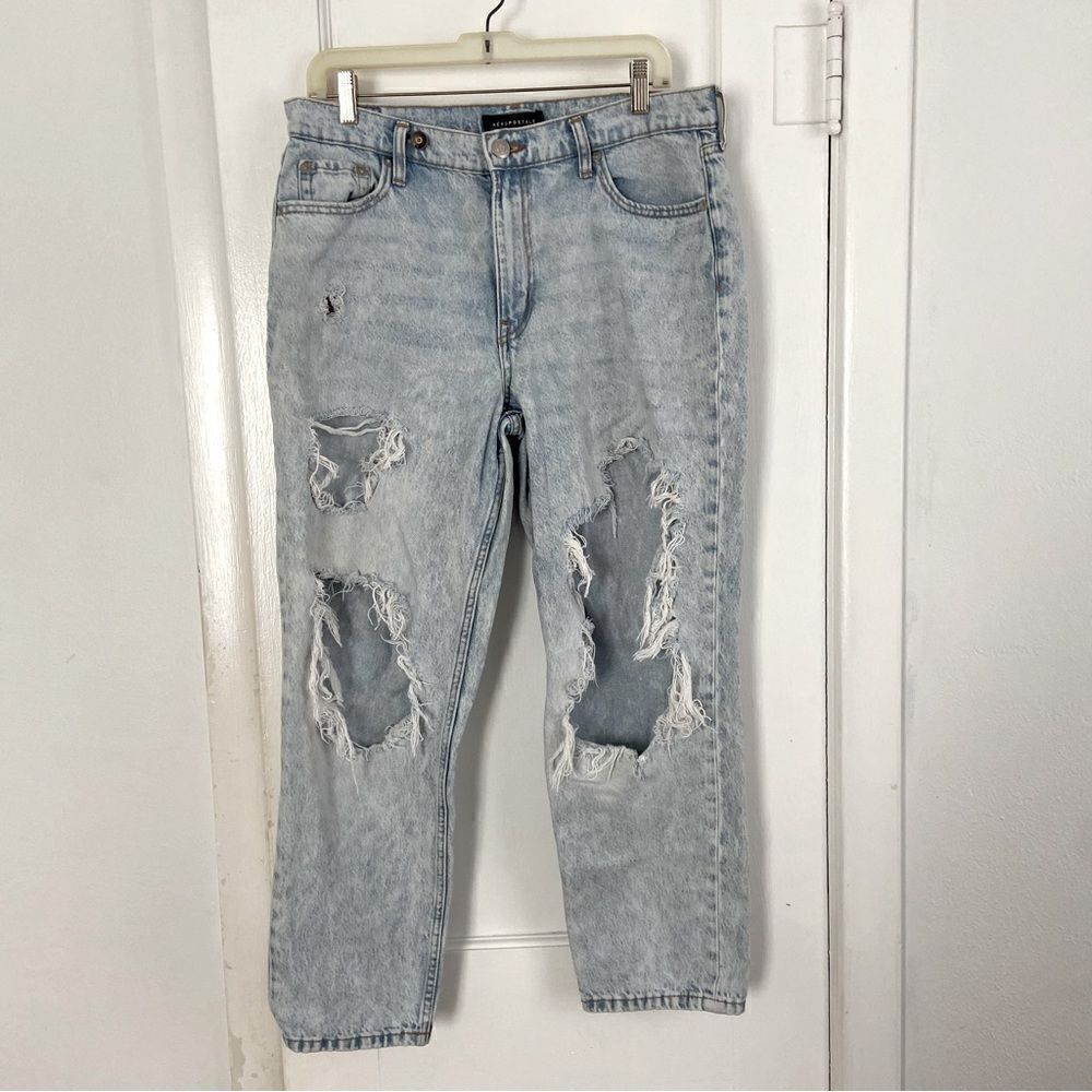 Aeropostale Mom Jean Women’s 12‎ Blue Faded Distressed Weekend Comfy Streetwwear